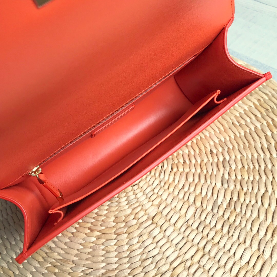 D10r Oblique Montaigne30 M9203 orange
