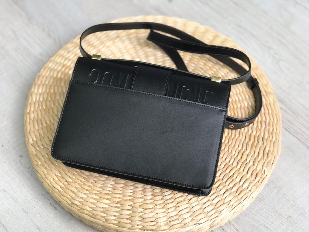 D10r Oblique Montaigne30 M9203 Black