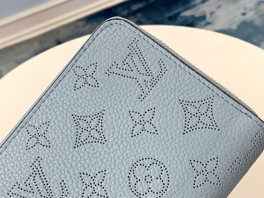 LV Zippy Wallet M58429 Mahina Leather Blue