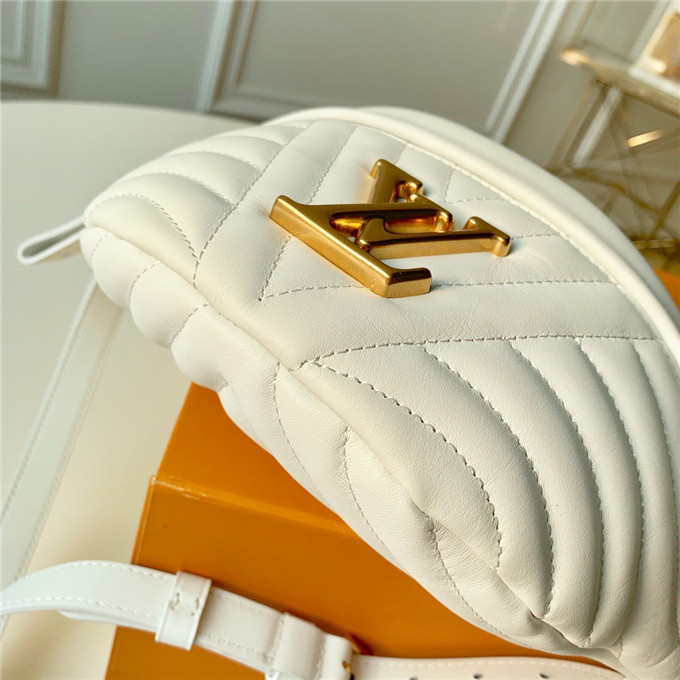 L0vis Vvtt0n Bumbag Bag White
