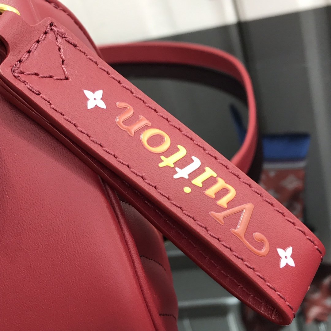 L0vis Vvtt0n New Wave Camera Bag Red
