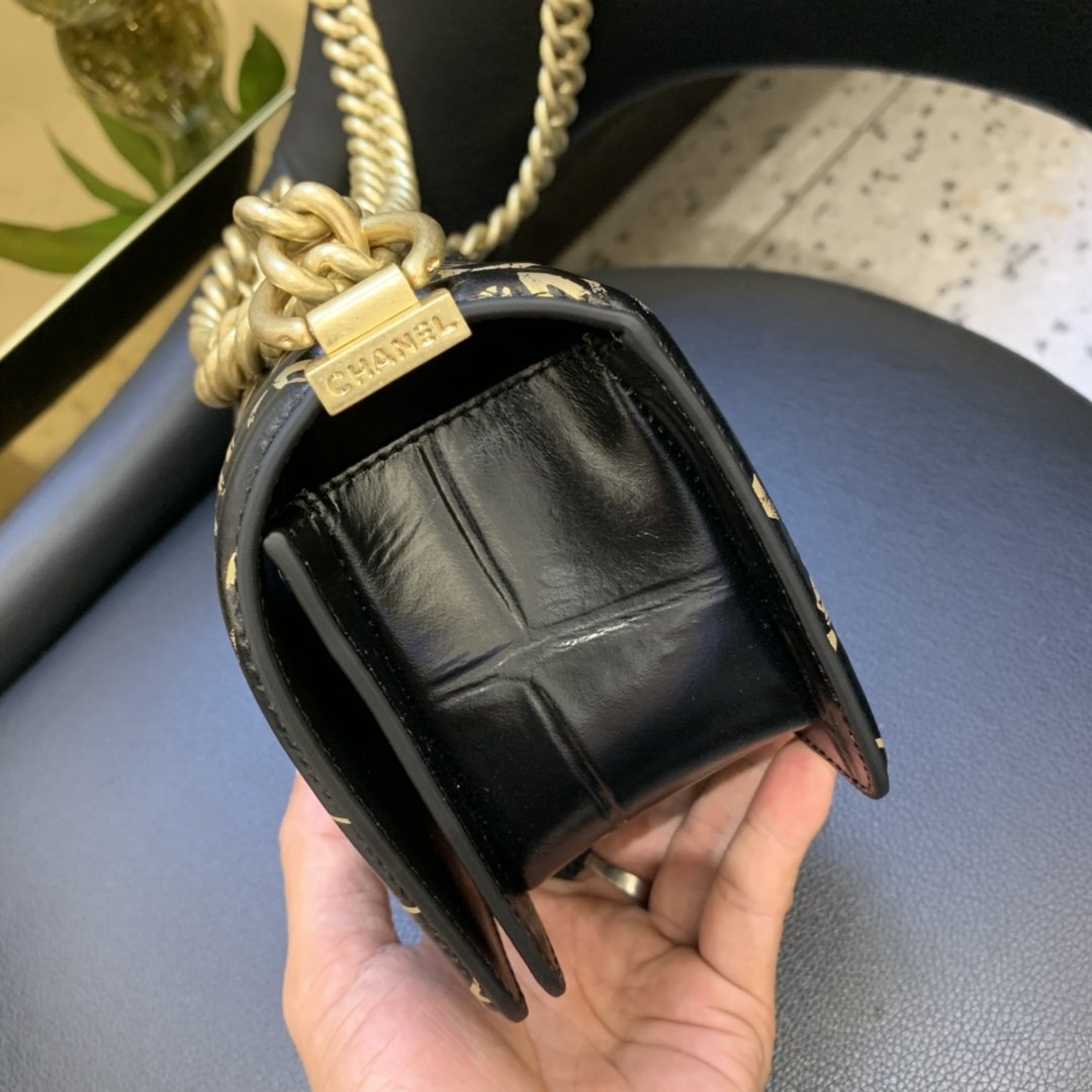 Ch**el 2019 autumn new graffiti bag 20cm