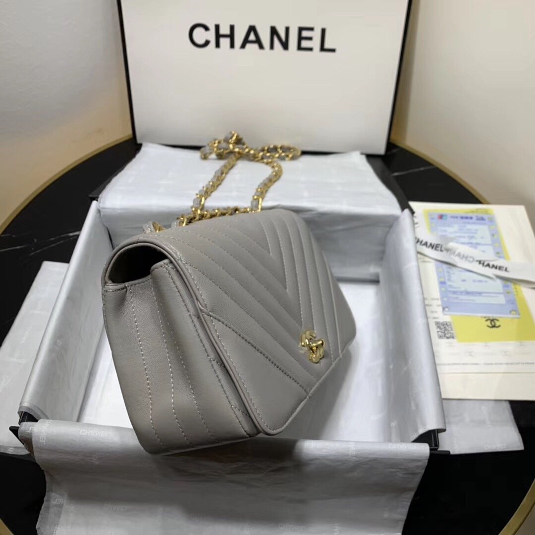 Ch**el 2019 New Lambskin mini bag Gray