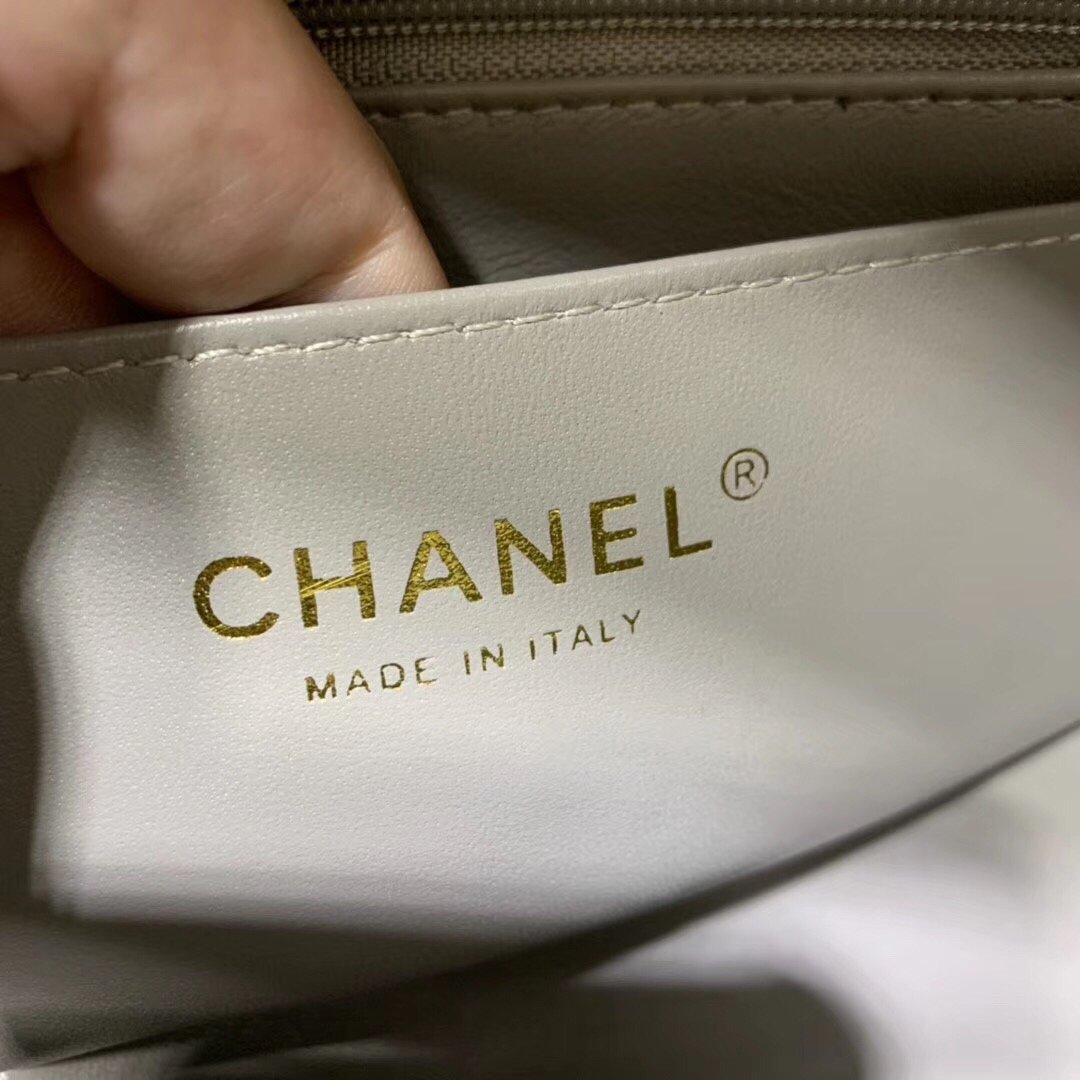 Ch**el 2019 New Lambskin mini bag Gray