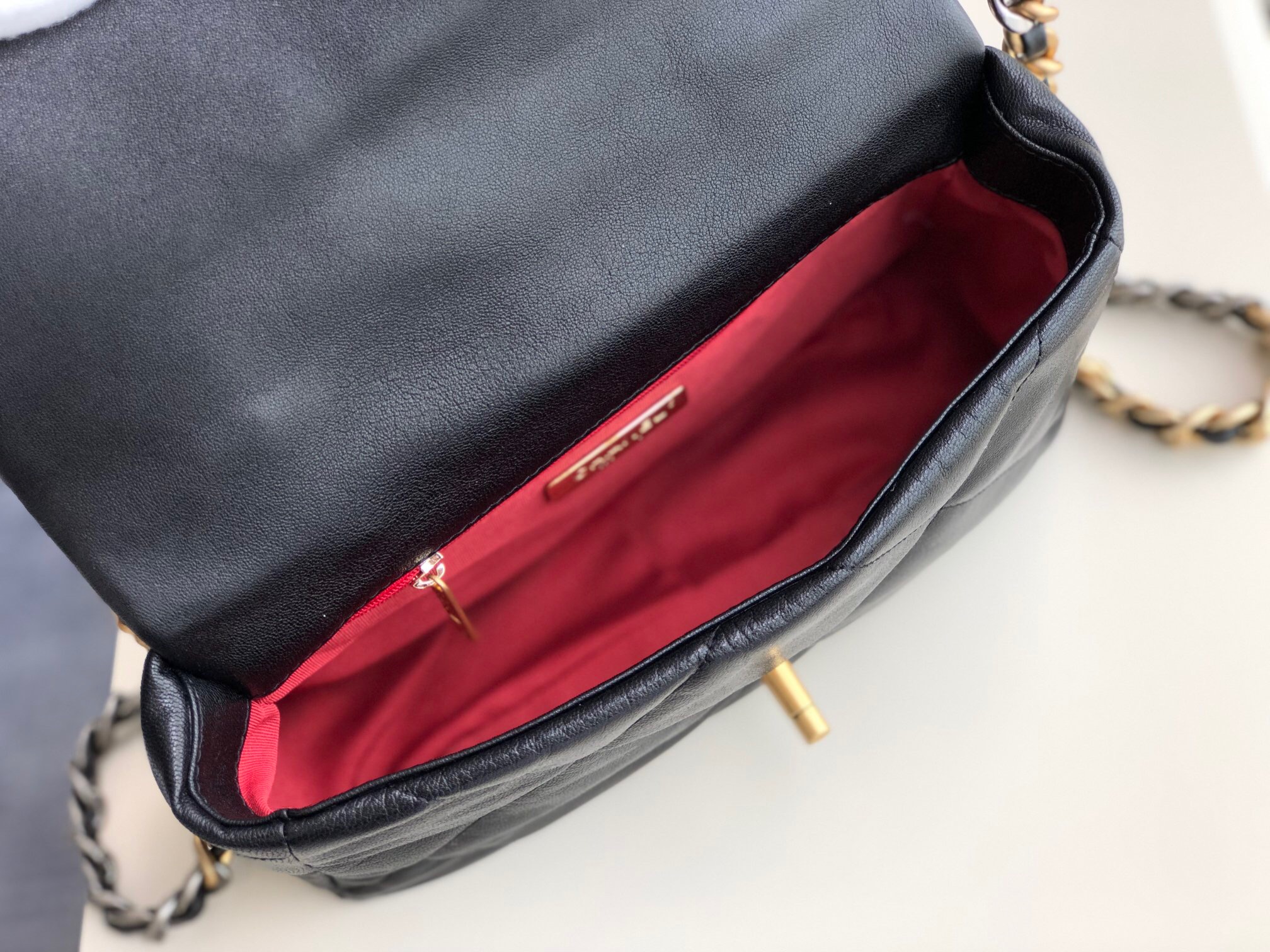 Ch**el 2019 New bag 26cm Black