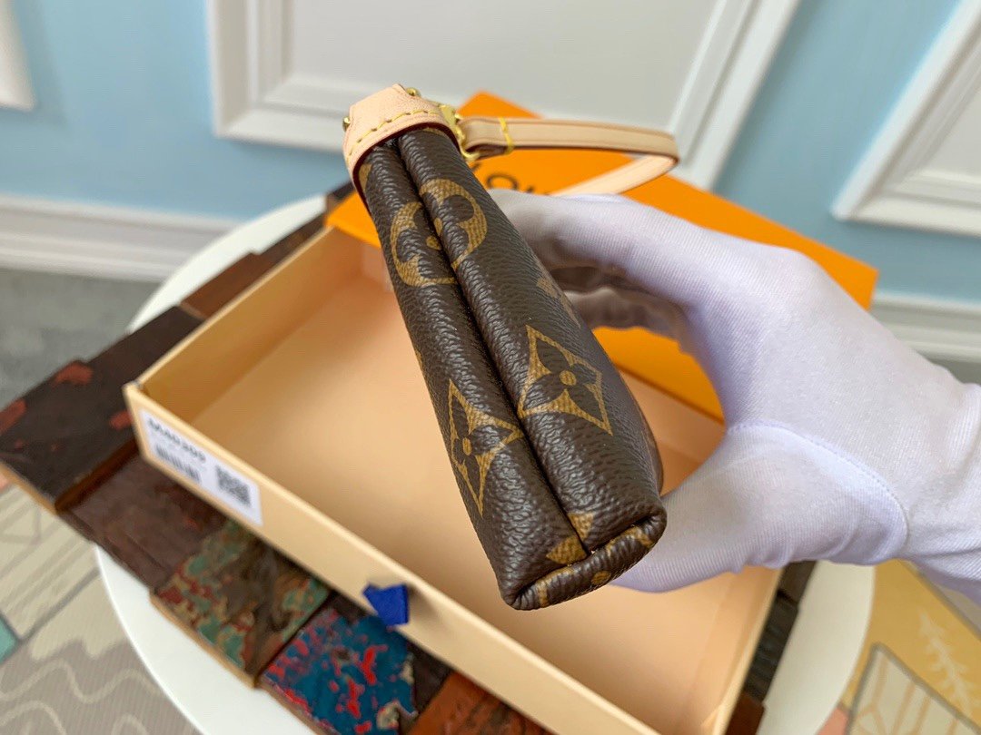 LV M40309 Retro handbag