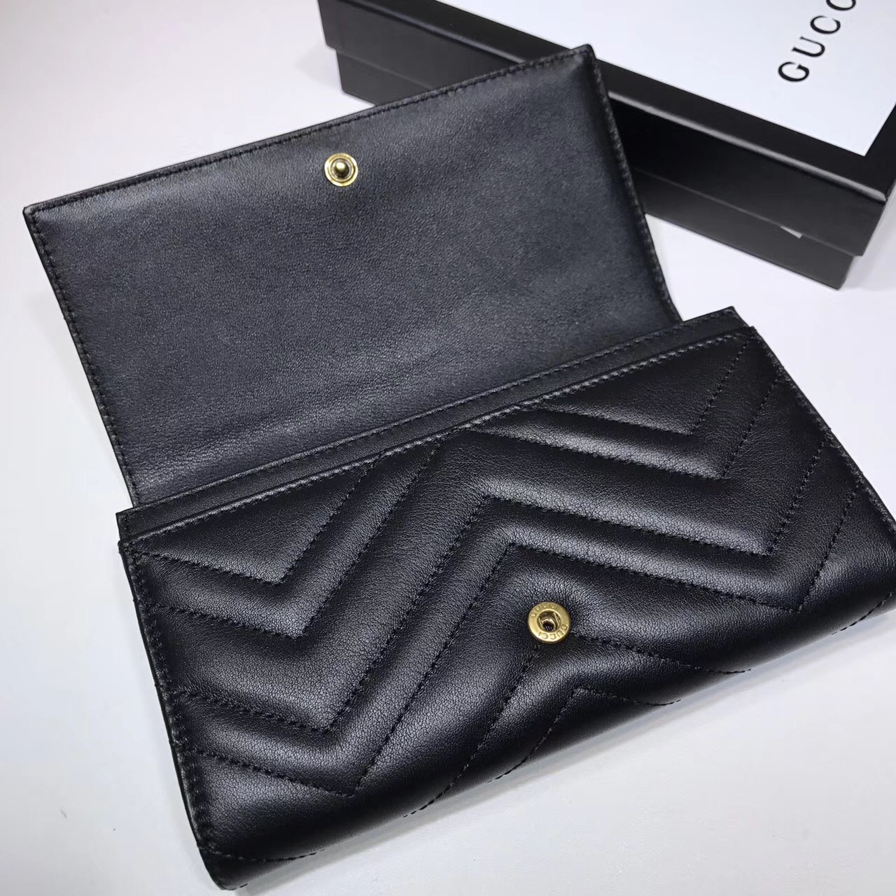 Gvc*1 wallet Black 443436