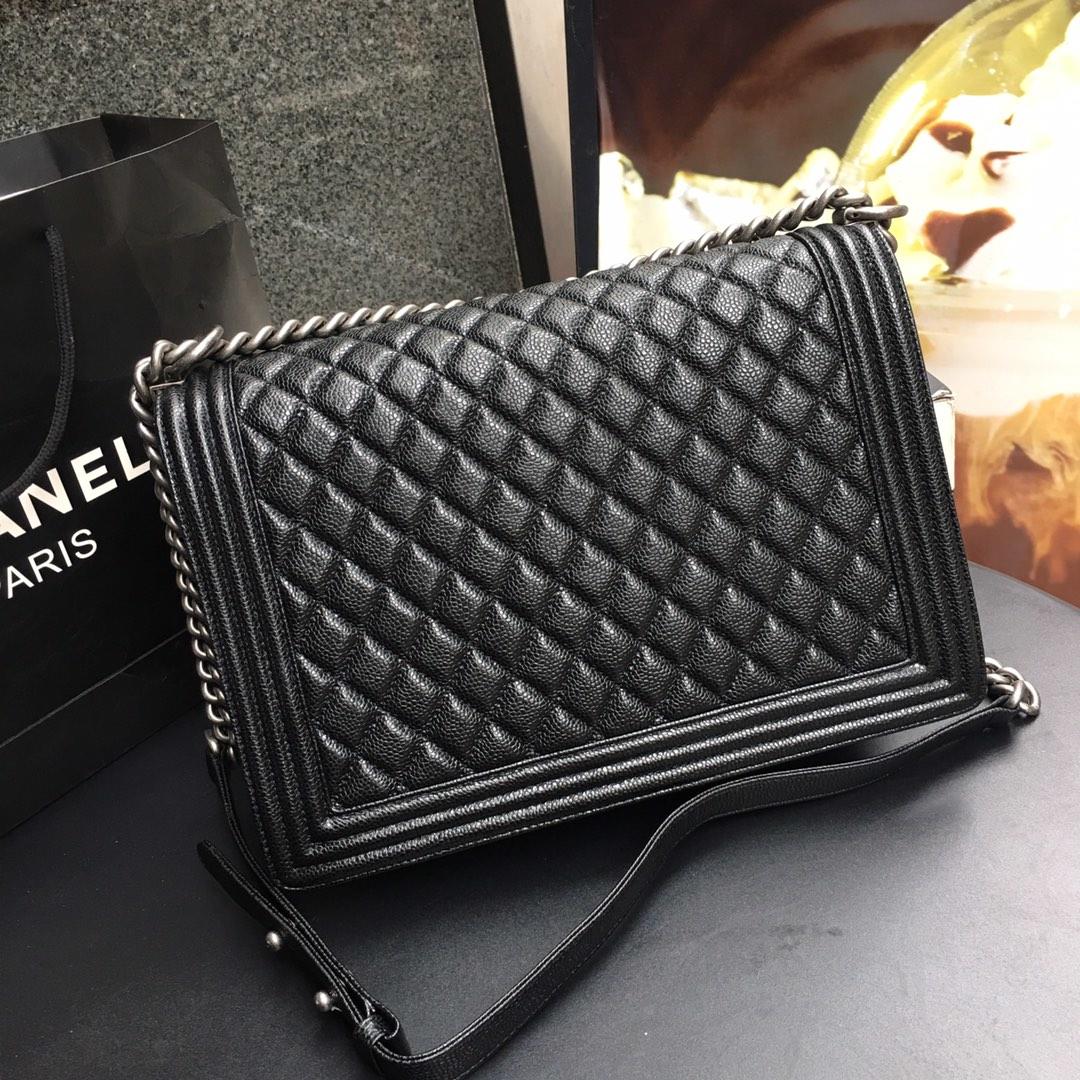 Ch**el Leboy Caviar 30cm silver hardware