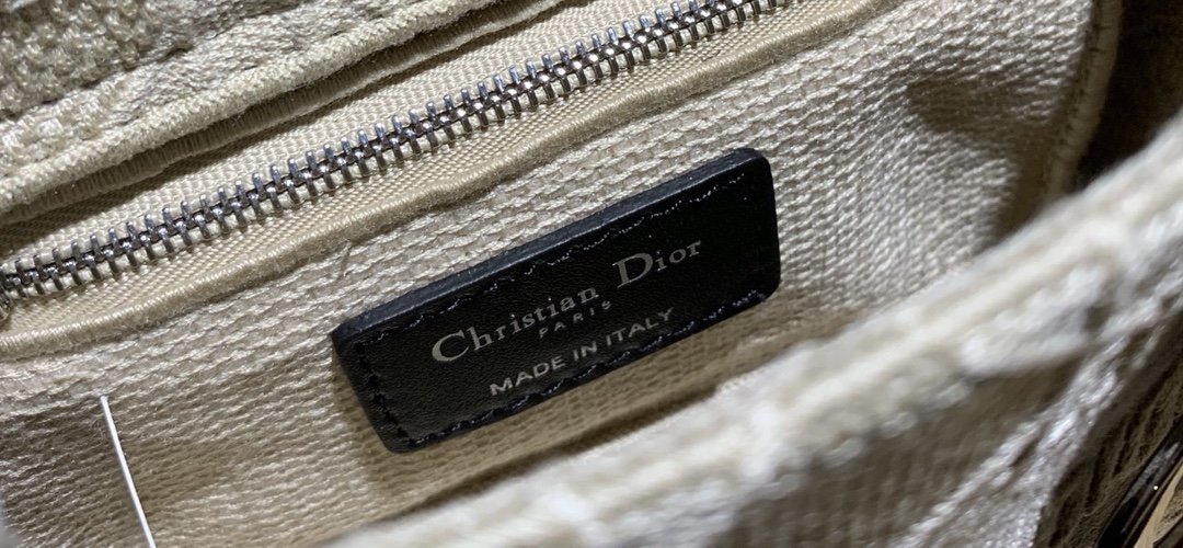 Chr1st1an D10r bag 17cm white