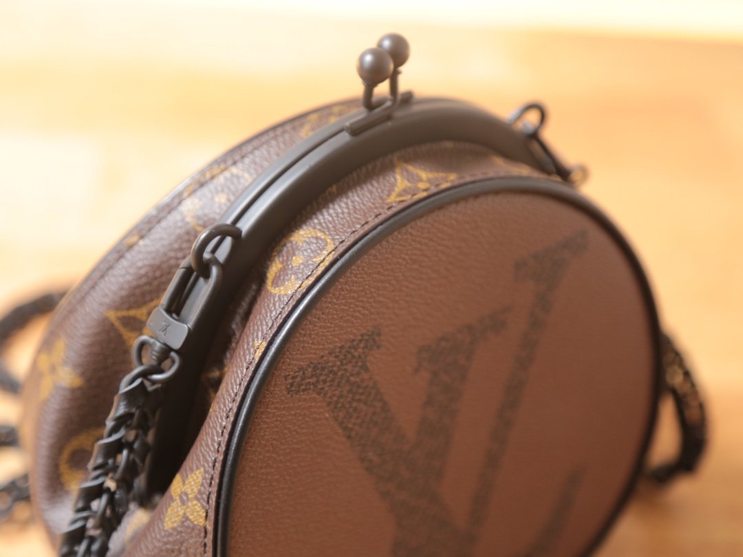 LV MINI BAG