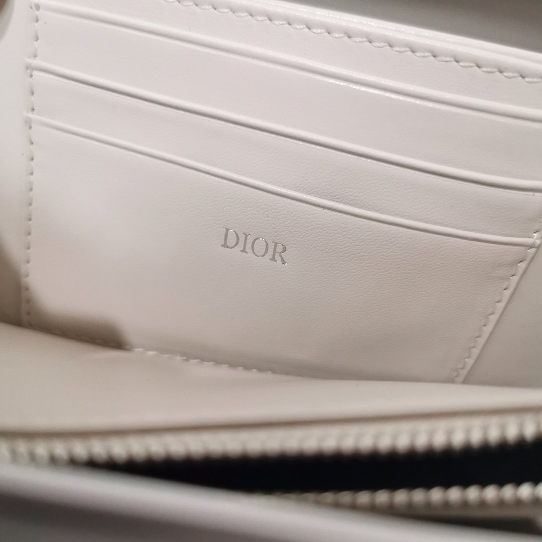 D10r Mini Travel Box