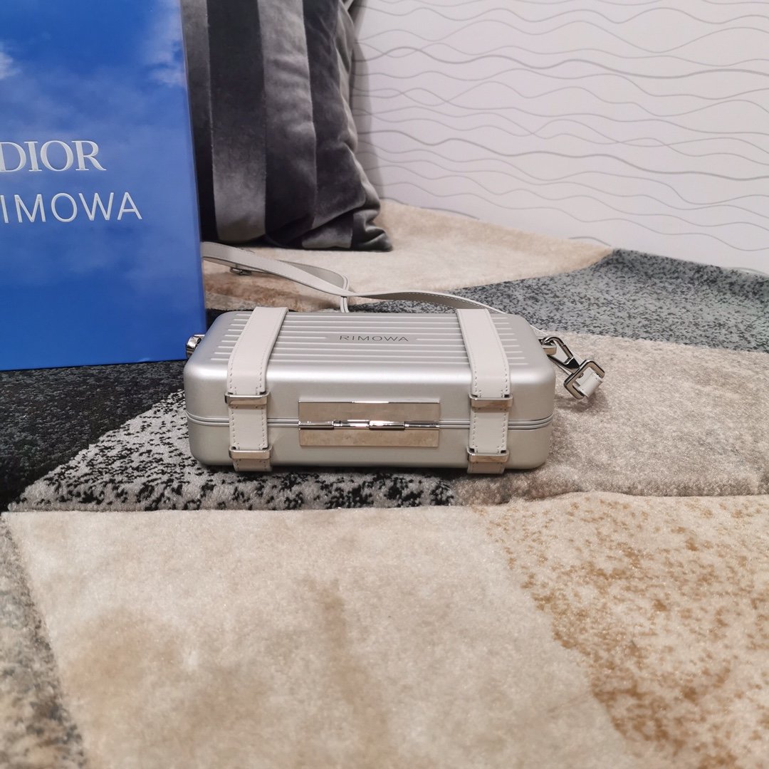 D10r Mini Travel Box