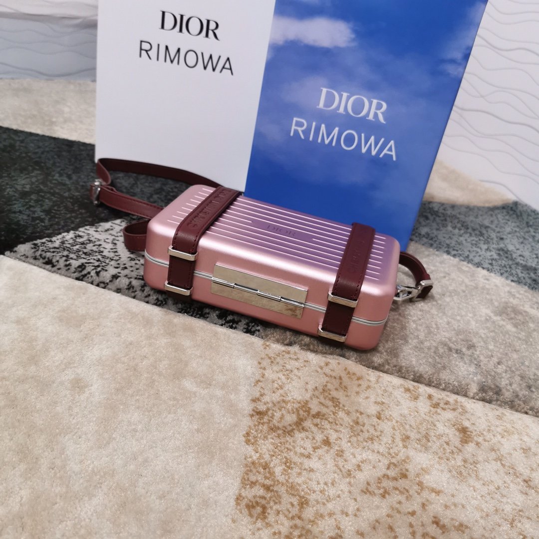D10r Mini Travel Box 001