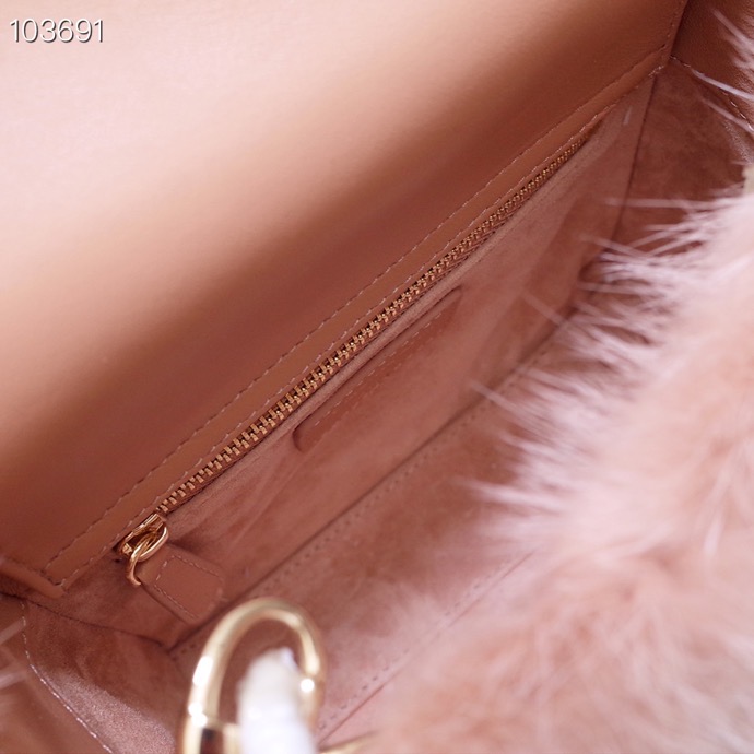 D10r Mini Lady 17CM 002