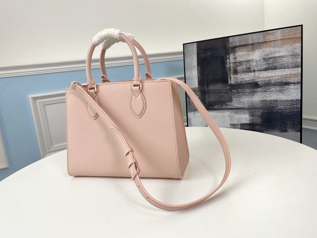 L0vis Vvtt0n Lockme Tote M55845 Pink