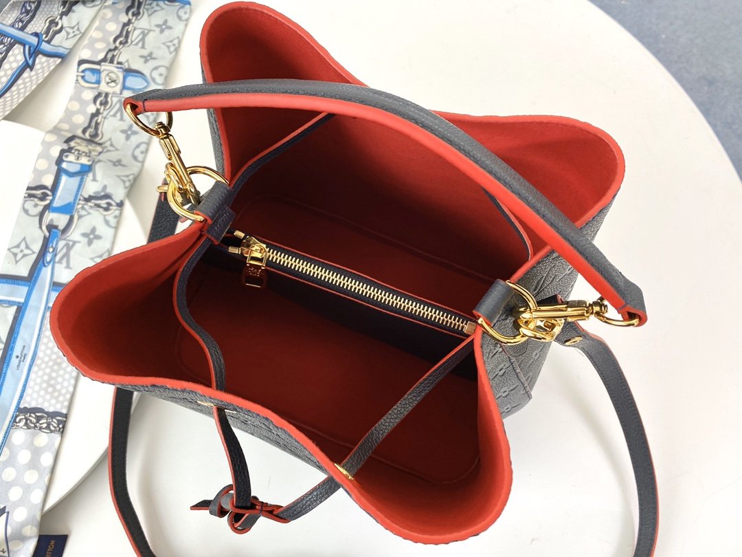 L0vis Vvtt0n M45256 Monogram NéoNoé Bag