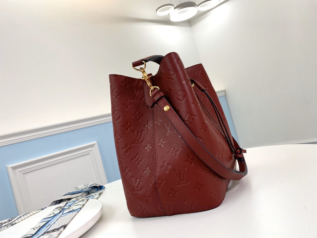 L0vis Vvtt0n M45256 Monogram NéoNoé Bag Red