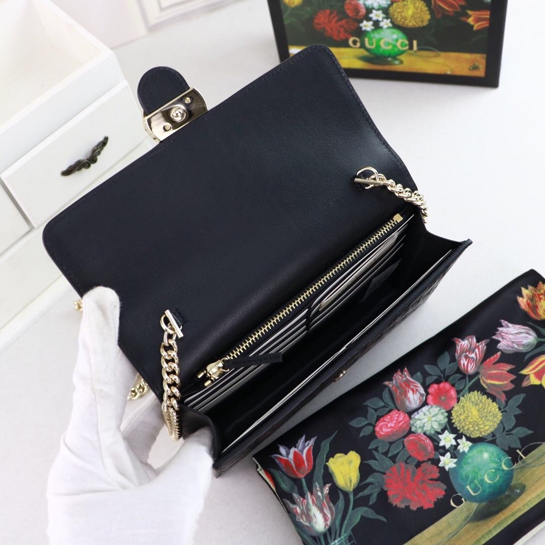 Gvc*1 510314 Leather Interlocking Bag