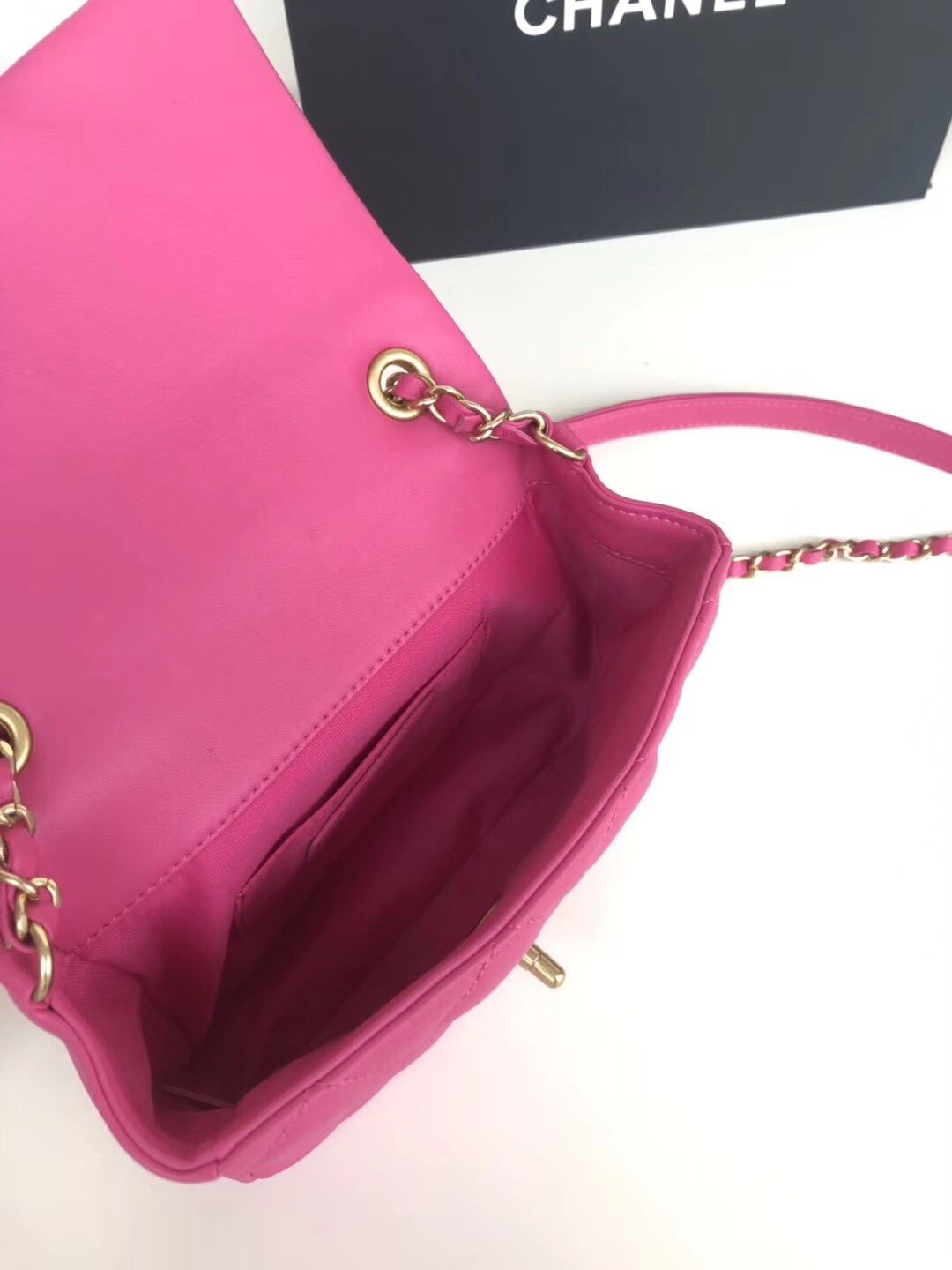 Ch**el Small Flap Bag Lambskin 20cm