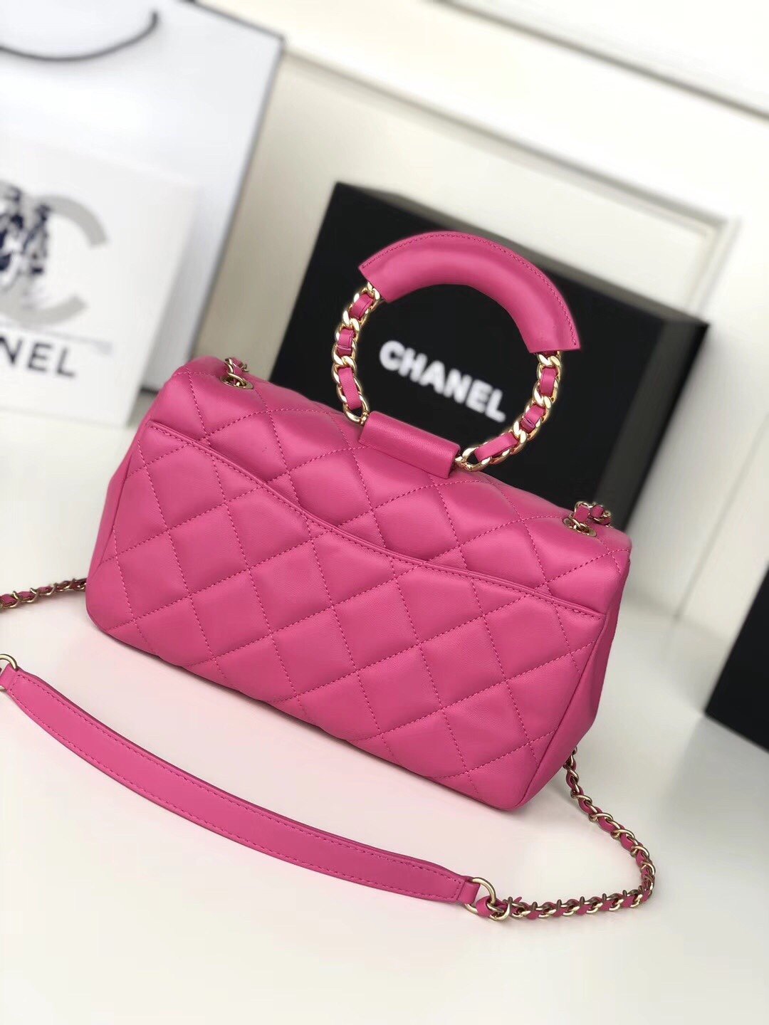 Ch**el Flap Bag Lambskin 24cm