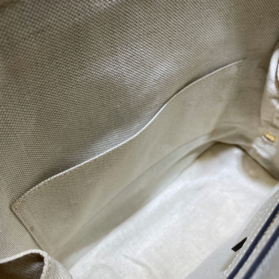 Gvc*1 1955 Handbag White 25cm