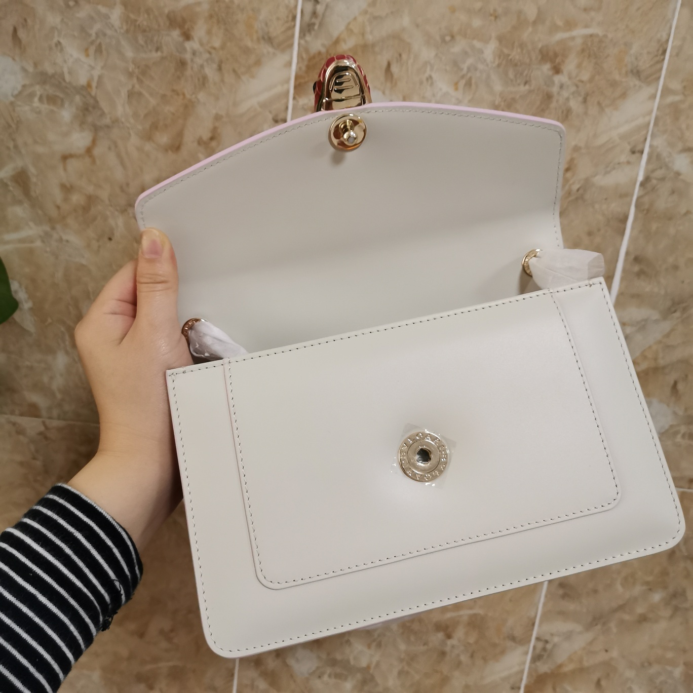 Bvlga Serpenti in Love Bag 22cm white