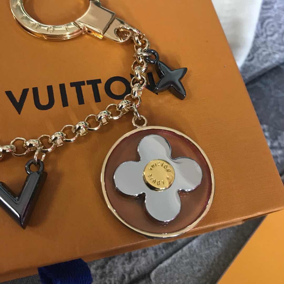 L0vis Vvtt0n Circle Key Holder M68460