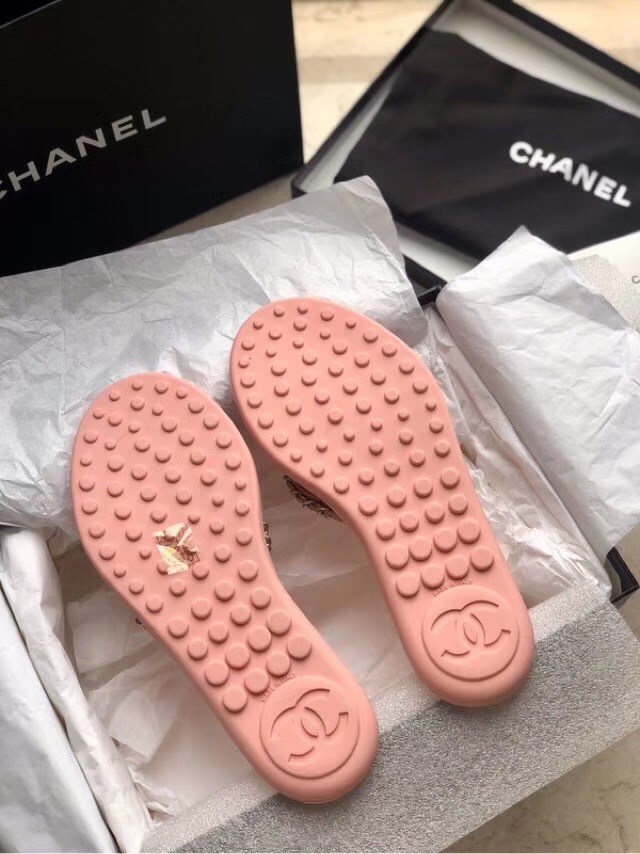Ch**el Slipper 002