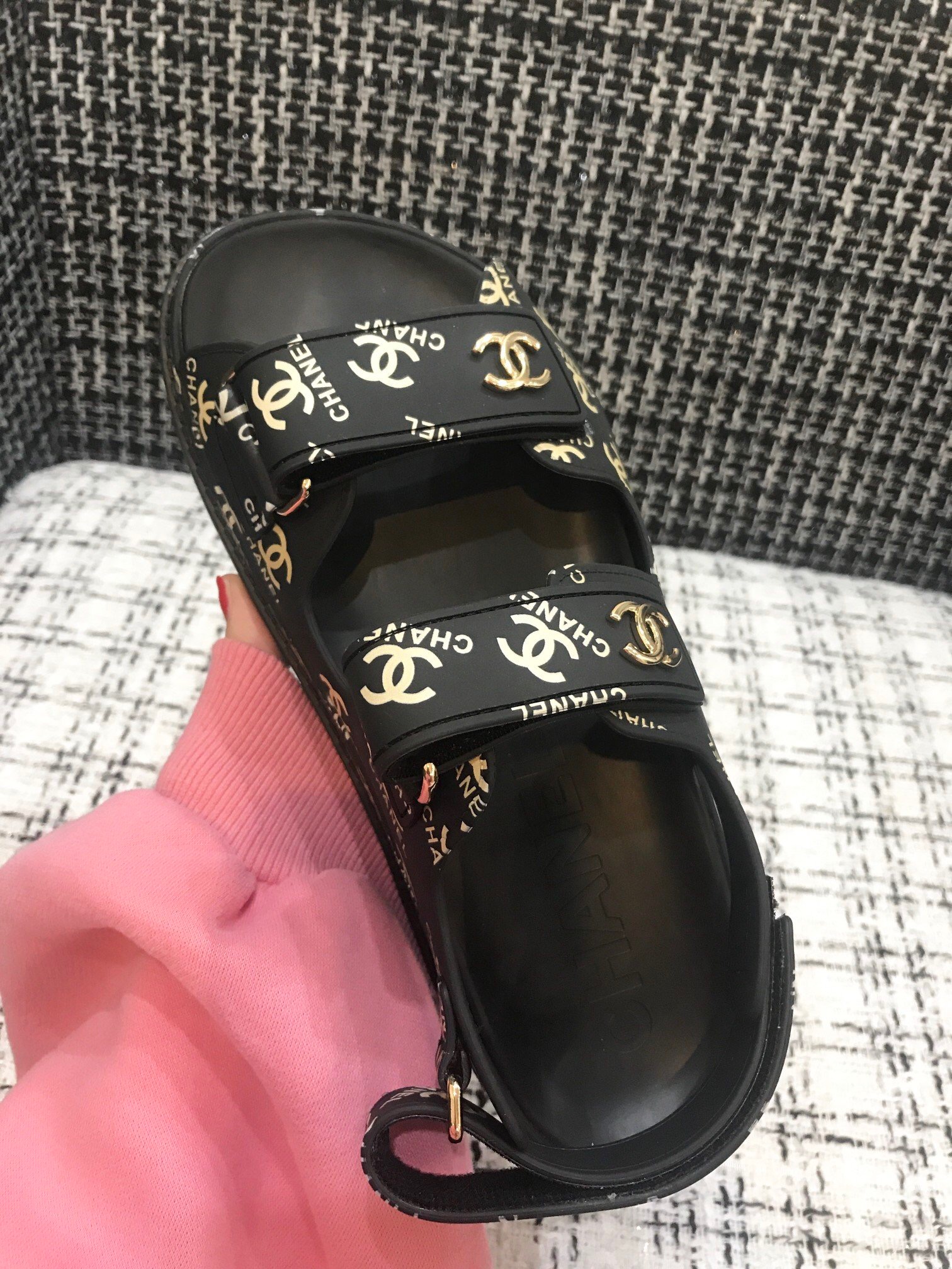 Ch**el Sandals 006