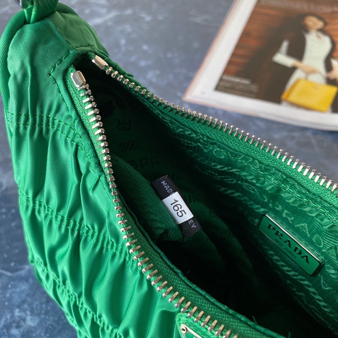 Pra*a Nylon 1NE204 Hobo Bag 22cm 003