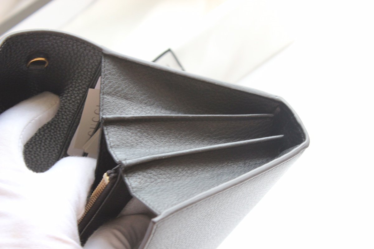 Gvc*1 Chain Shoulder Bag 20cm