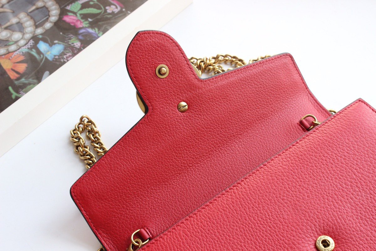 Gvc*1 Chain Shoulder Bag 20cm 005