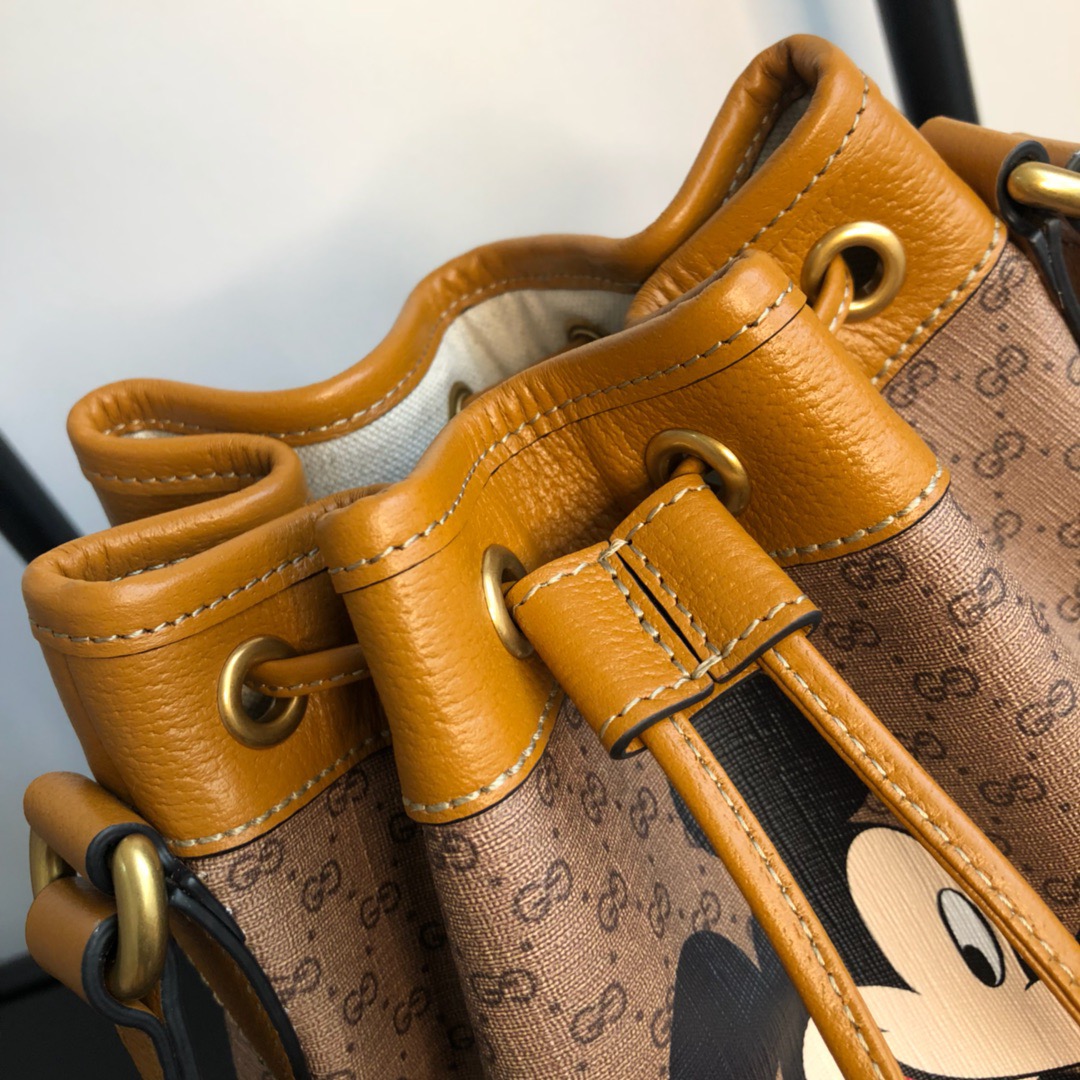 Gvc*1 Disney bucket bag 602691