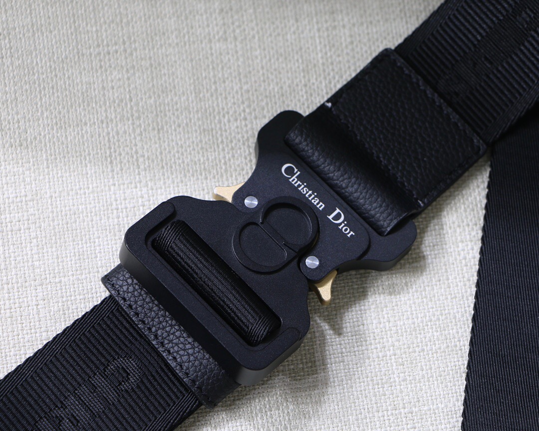 D10r Saddle Bag 001