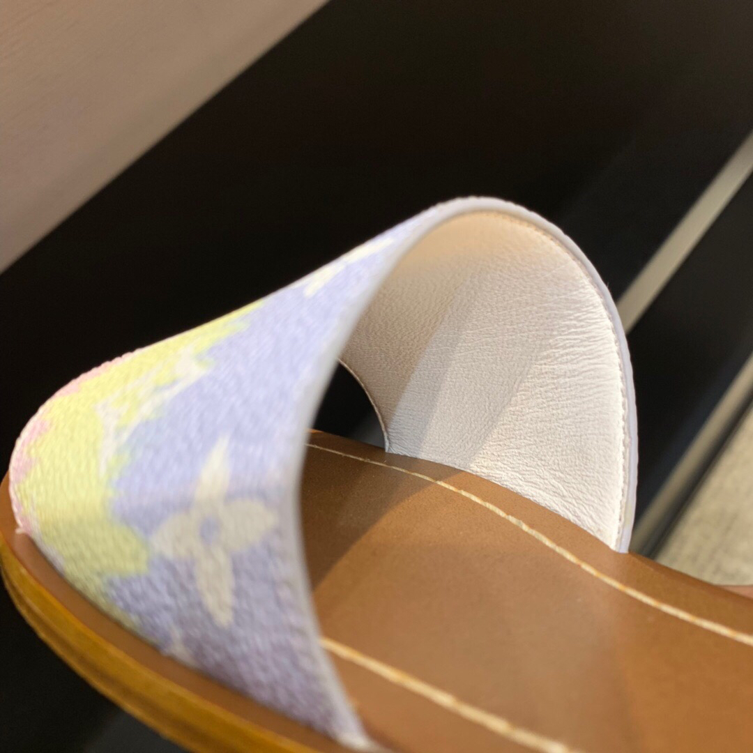 L0vis Vvtt0n Sandals 007