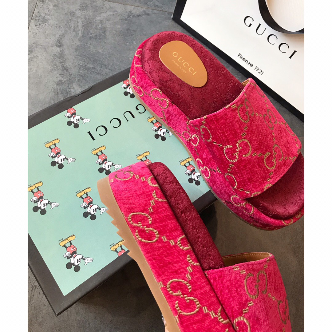 Gvc*1 Sandals 012
