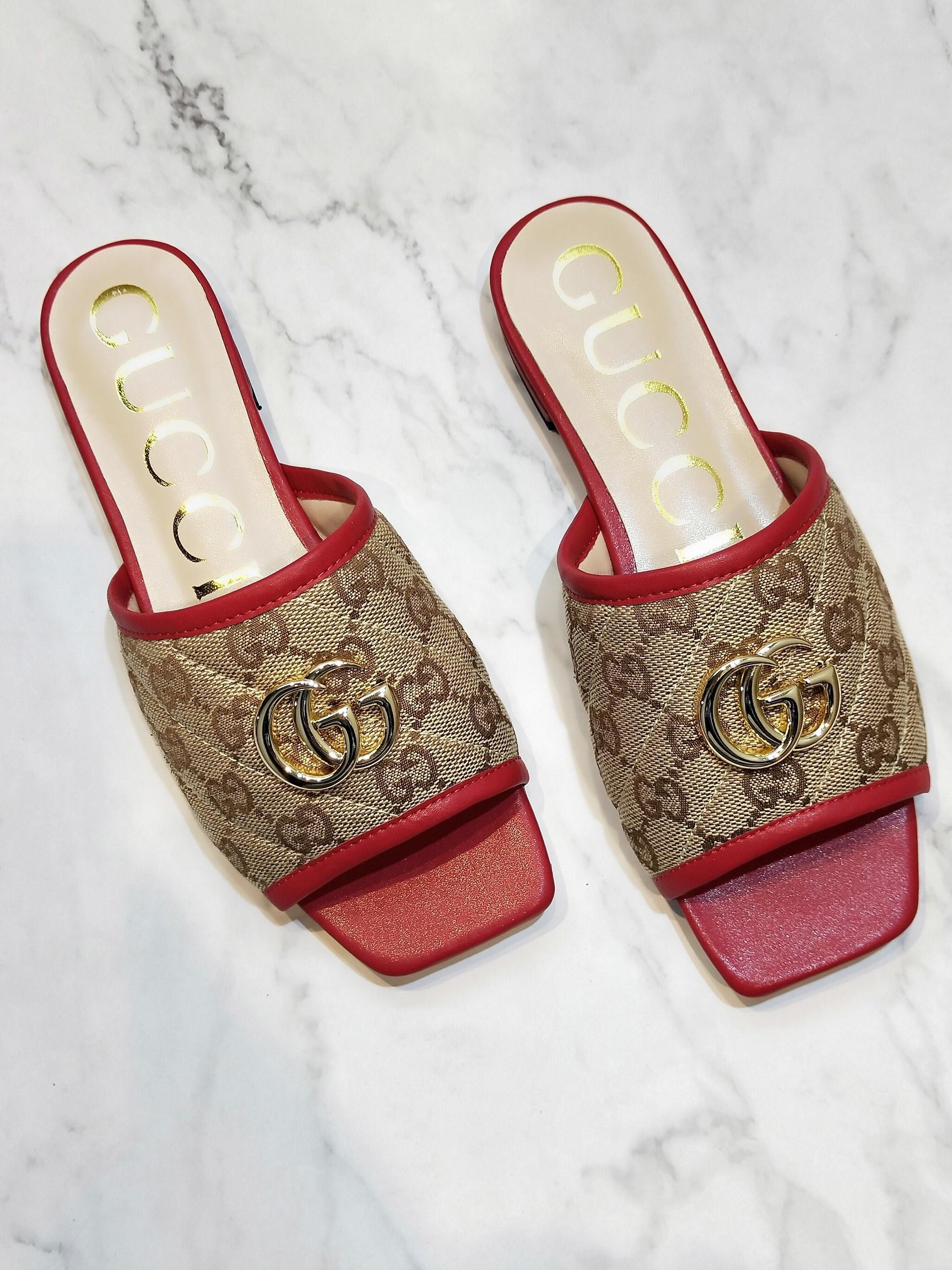 Gvc*1 Sandals 022