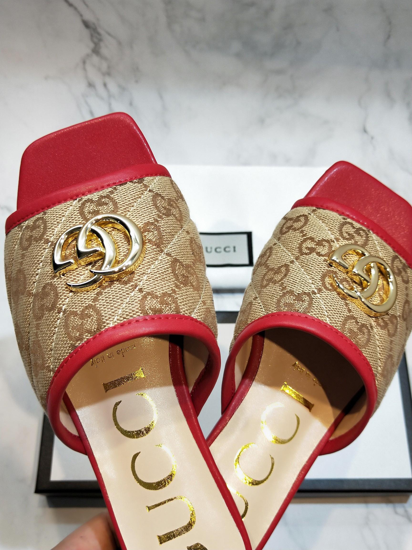Gvc*1 Sandals 022
