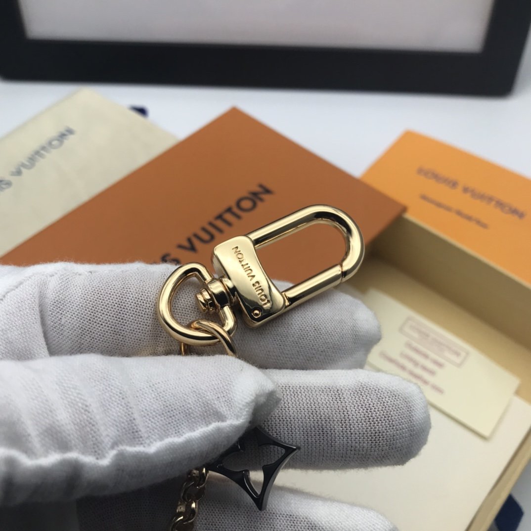 L0vis Vvtt0n Key bag charm