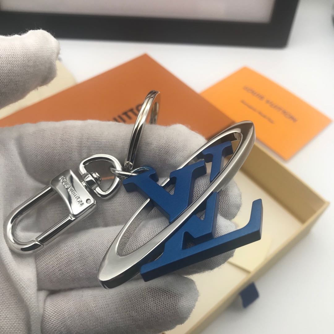 L0vis Vvtt0n Key Holder 001