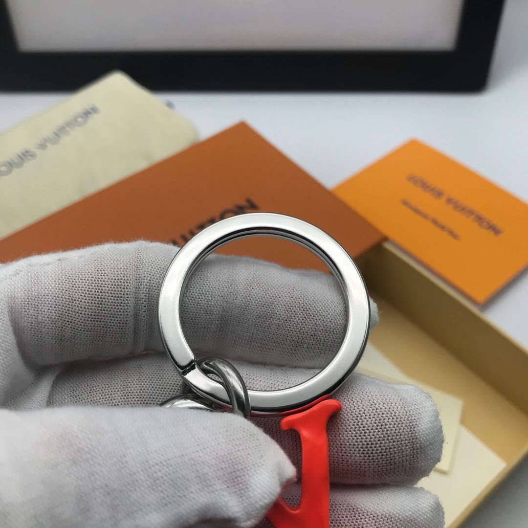L0vis Vvtt0n Key Holder 004