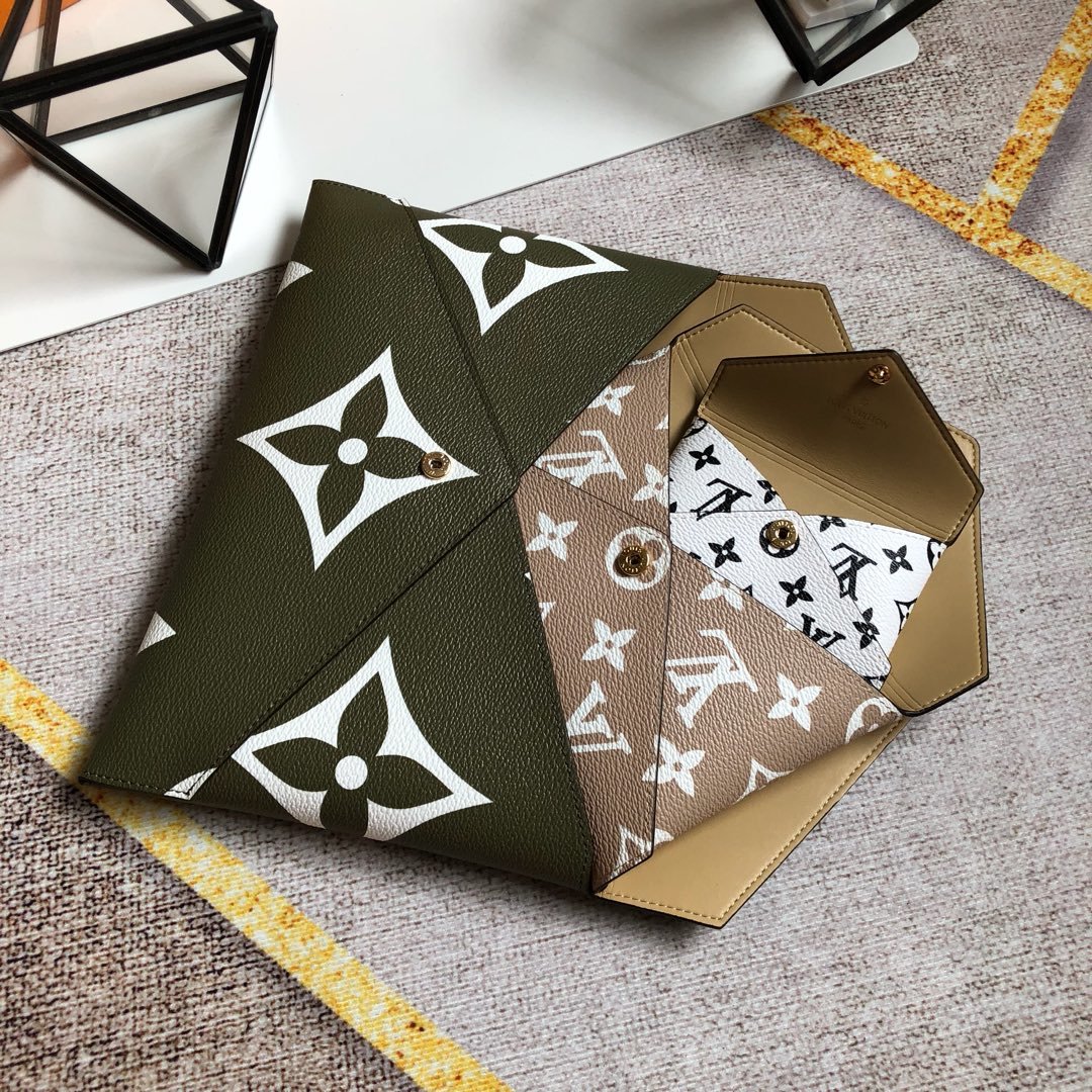 L0vis Vvtt0n Kirigami Pochette M67600