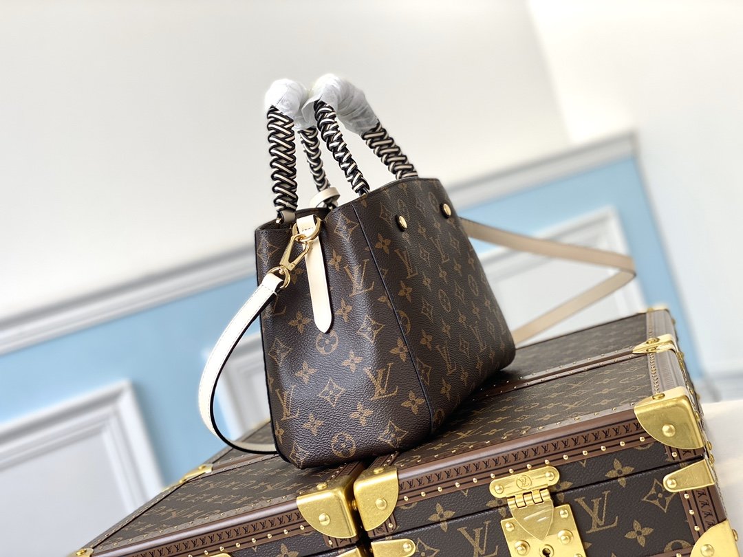 L0vis Vvtt0n Montaigne BB Monogram M45311
