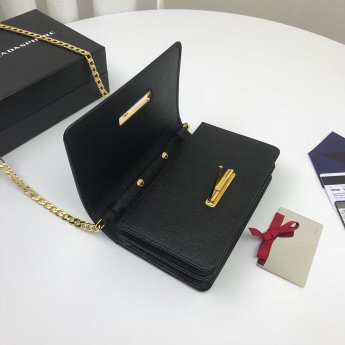 Pra*a Chain Strap Mini Bag 18CM