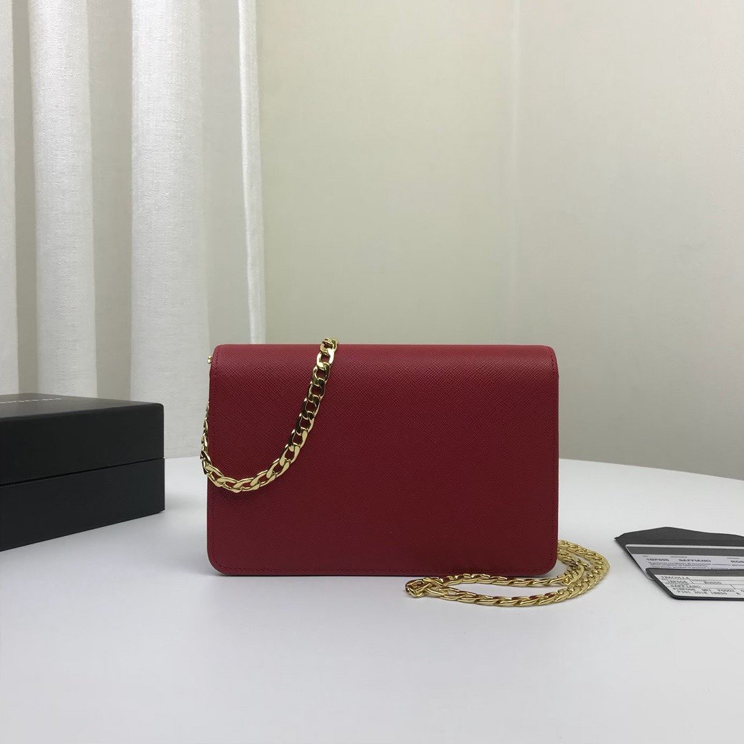 Pra*a Chain Strap Mini Bag 18CM Red