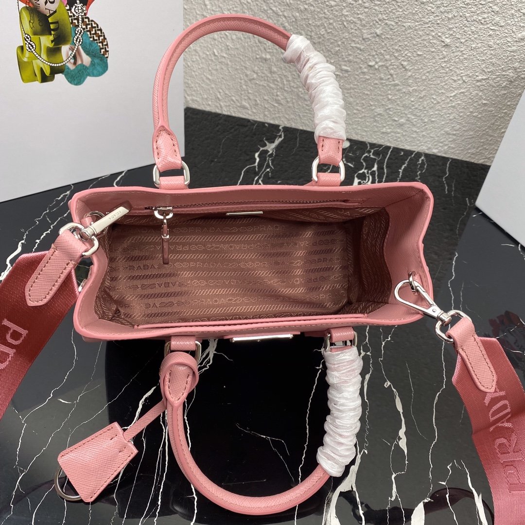 Pra*a Saffiano Leather Bag 1BA296 23cm 002