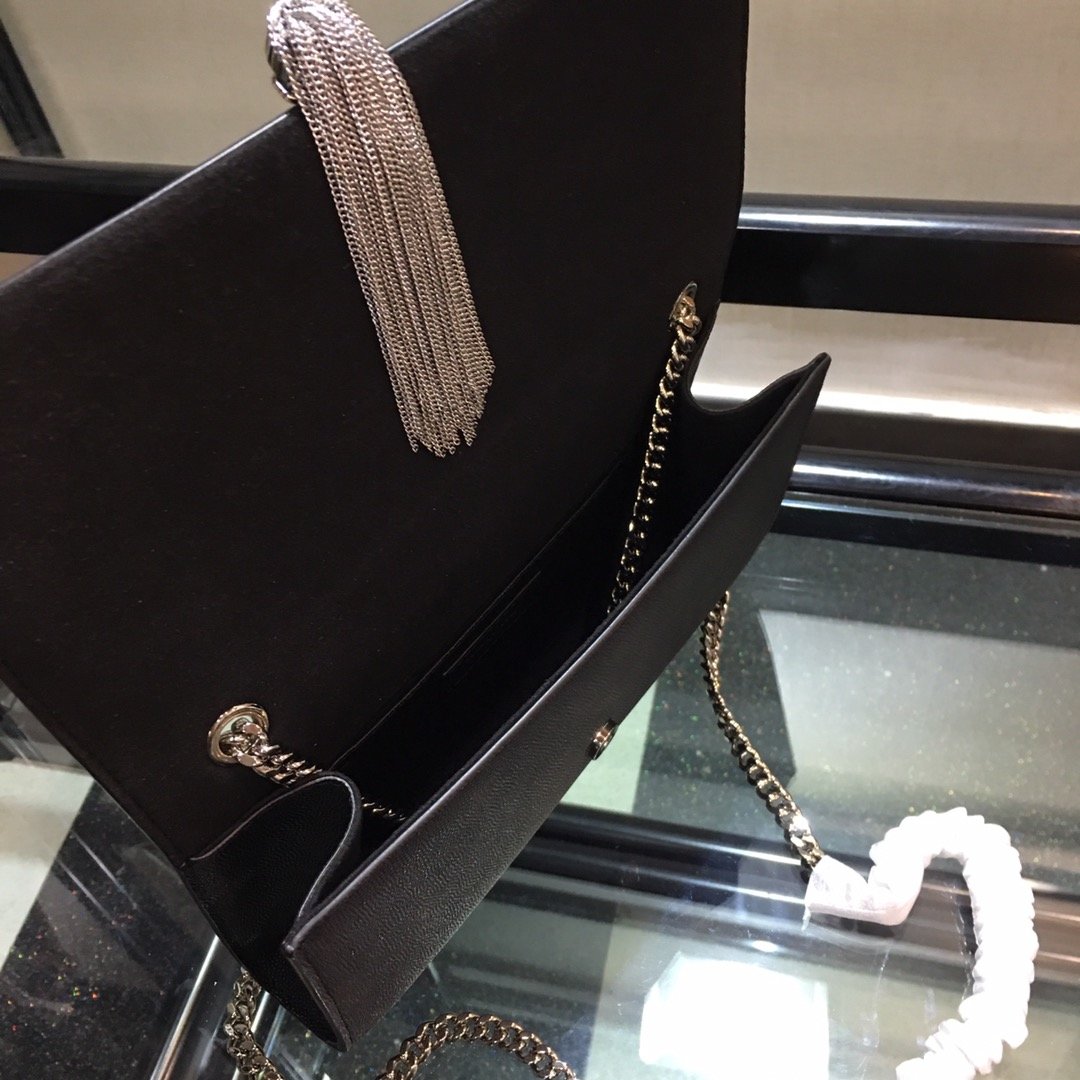 Y51 Chain Shoulder Bag 24cm 001