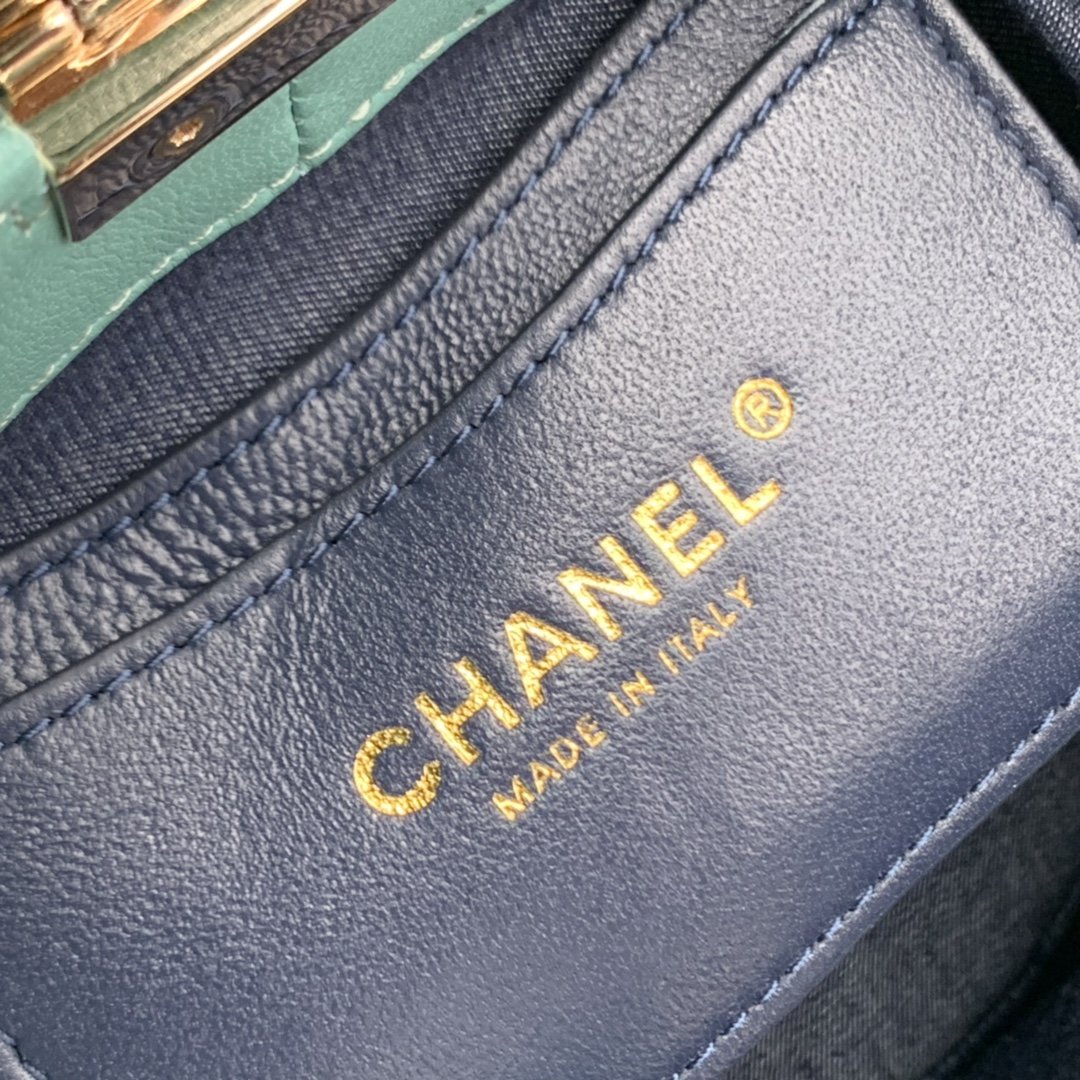 Ch**el Vanity Case Lambskin 13CM