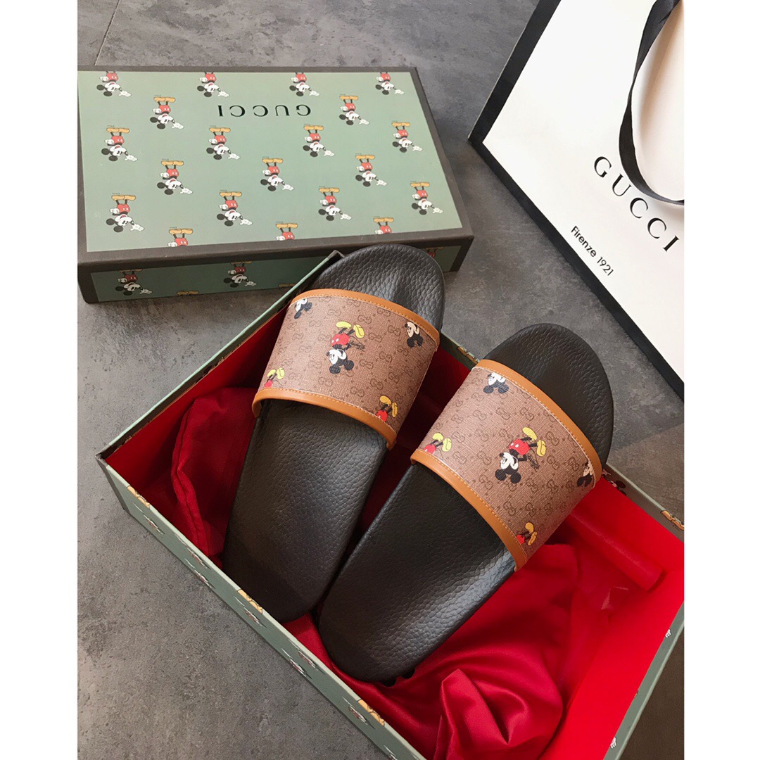 Gvc*1 Disney Slipper 002