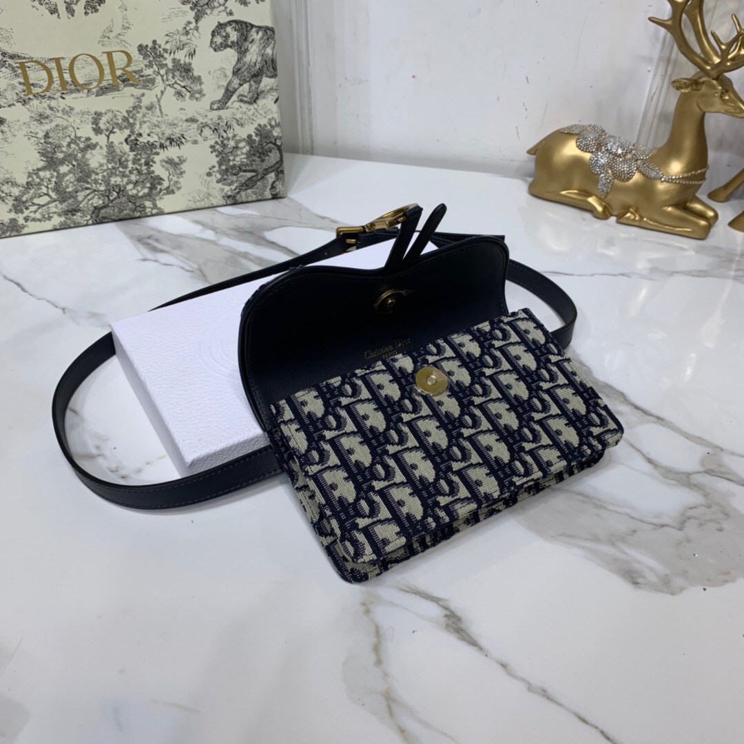 D10r Saddle bag M9022